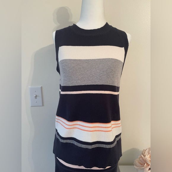 Ann Taylor Striped Sweater Pencil Skirt and Tank Set. Size Small - Picture 10 of 13